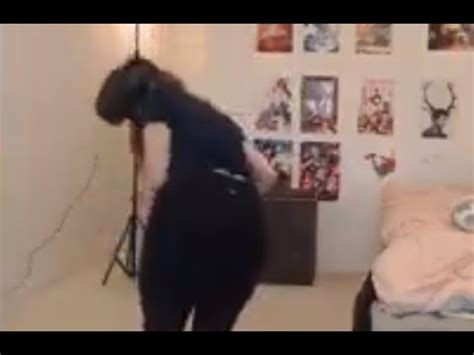 Pokimane shows off her butt .